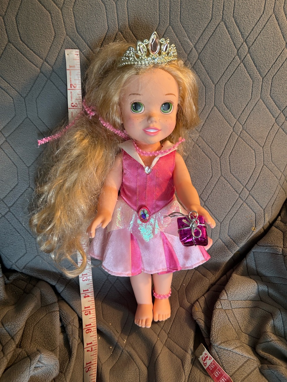 Aurora Pink Princess Doll with Tiara Kids Toys Vintage